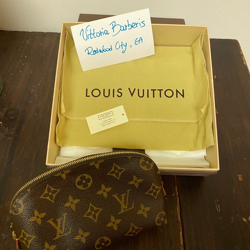 Louis Vuitton cosmetic pouch - Picture 13 of 13
